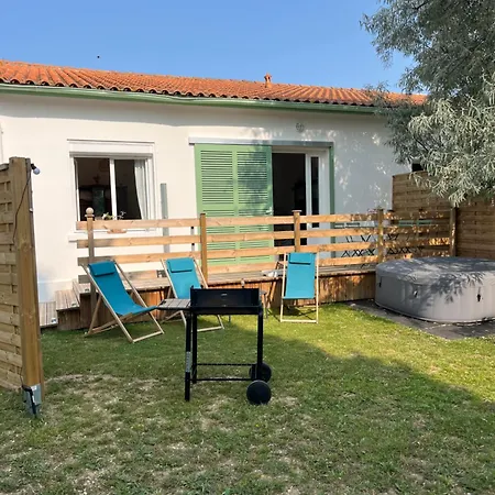 Avec Jardin Et Proche Centre-ville Et